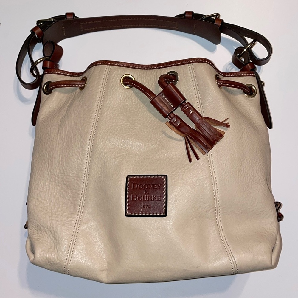 Dooney and Bourke leather tan purse